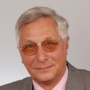 Dr. Ing. Robert Haas